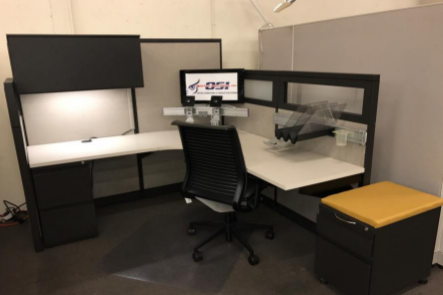 #107 Steelcase Monolithic Workstation