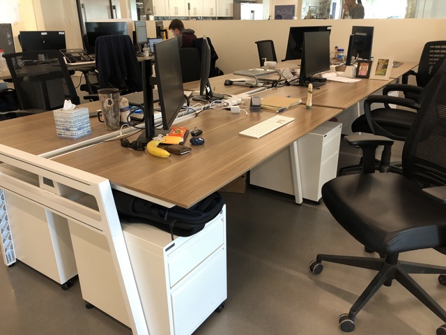 #234 Steelcase Bivi Workstation