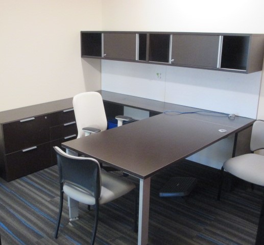 #196 Teknion Expansion Desking Benching Workstations