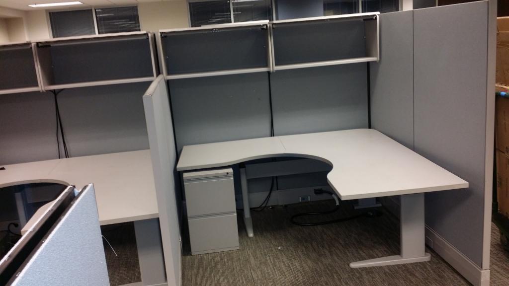 Very Nice Herman MIller A03 Cubicles