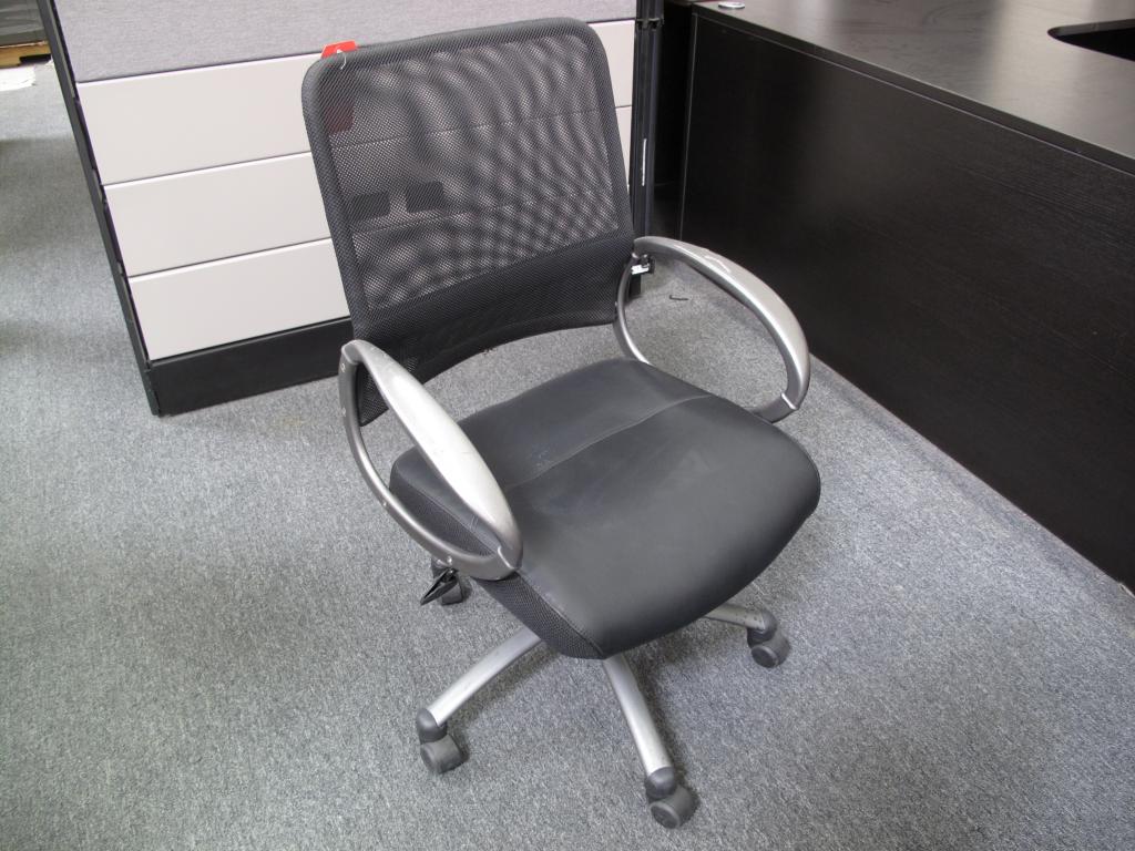 New B6406 Boss Chair