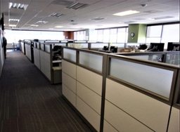 #355 Steelcase Answer Cubicles