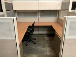 #116 Herman Miller Ethospace Workstation