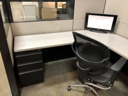 #143 Herman Miller 6x6 Ethospace Workstation