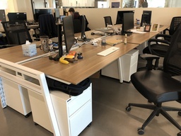 #234 Steelcase Bivi Workstation