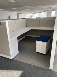 #246 Steelcase Kick Workstations